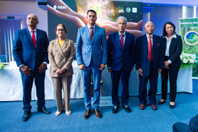 Planter l’avenir grâce à l’initiative ‘One Account, One Tree’